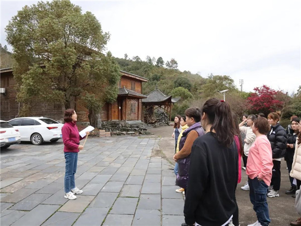 城投集團開展紀念“三八”婦女節活動